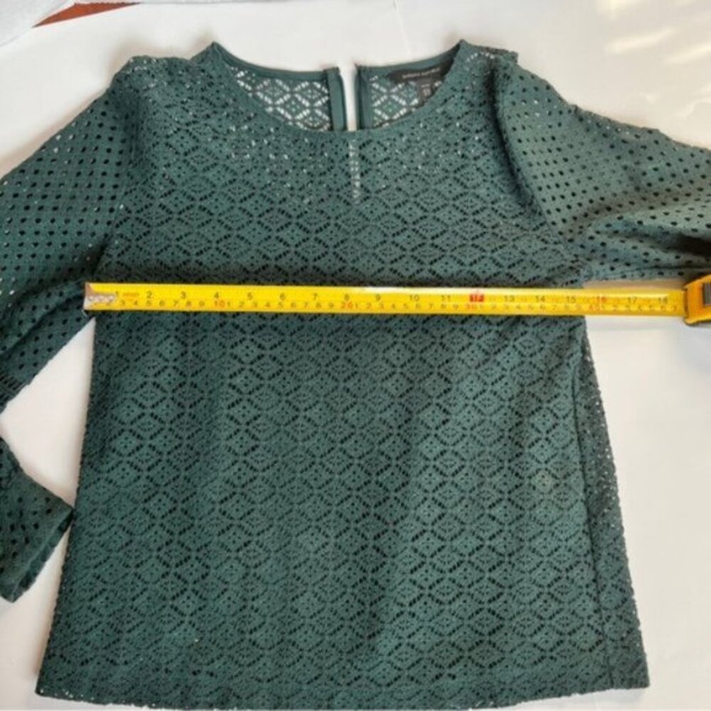 Banana Republic dark  green lace  mesh blouse top with attached camisole - Picture 2 of 8